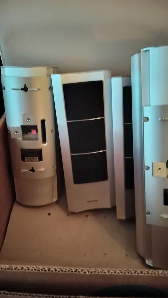 Kaiuttimia 5 kpl 8 ohm Onkyo